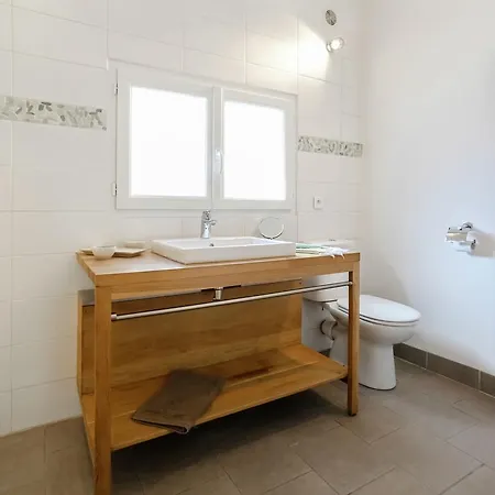 Lovely In Grimaud Near Seabeach Saint-Tropez